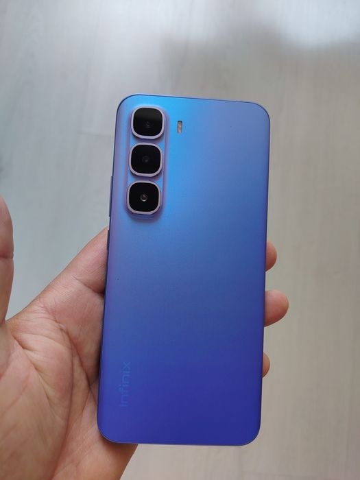 Infinix Hot 60 (16/256)