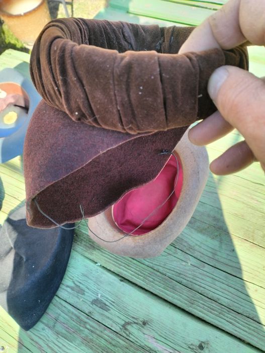 Стари шапки 6 броя