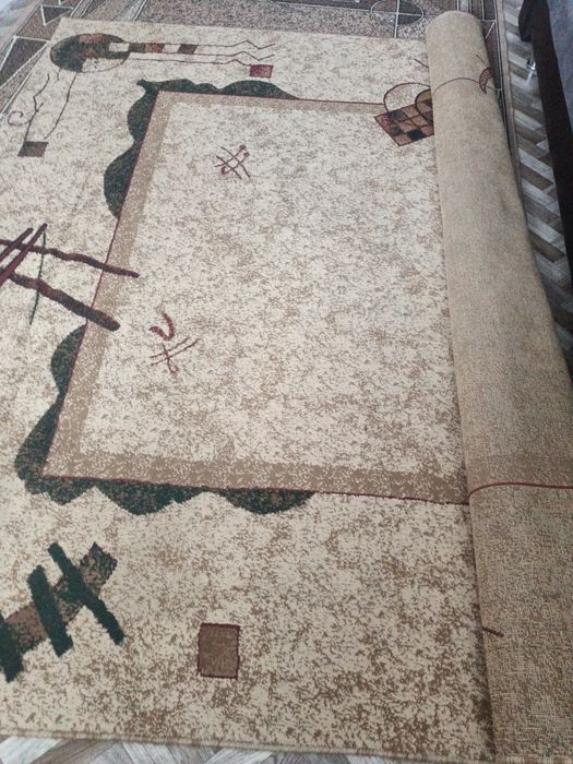 Продам ковер, в хорошем состоянии