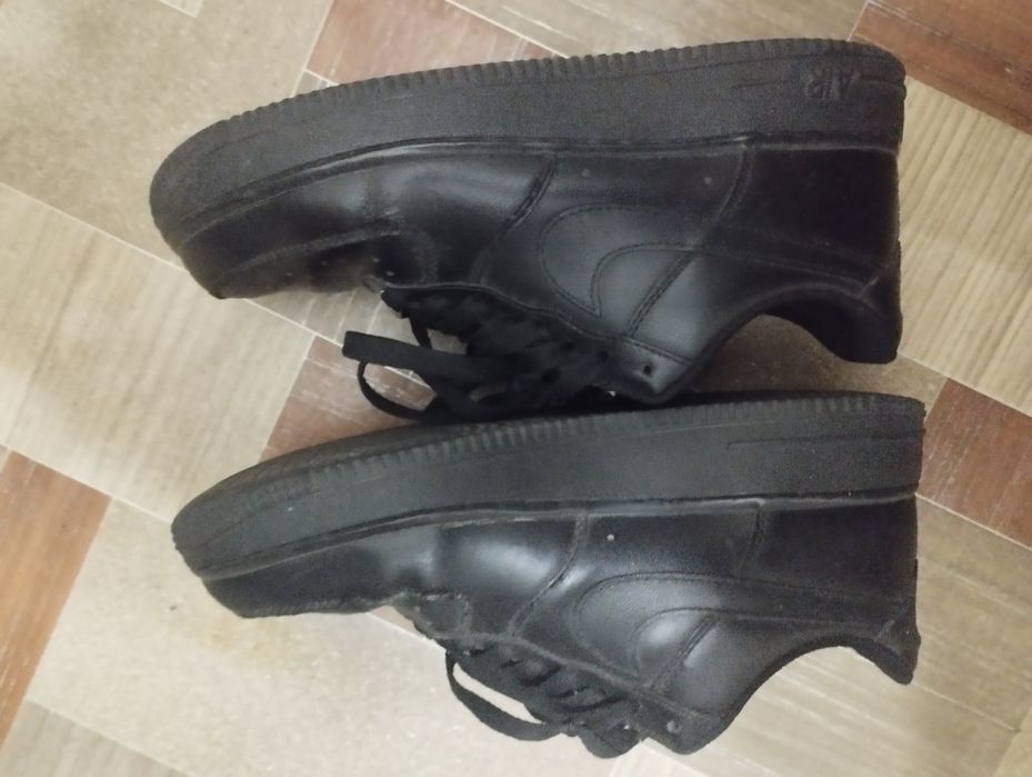 Женские ботинки 40 и 38рр