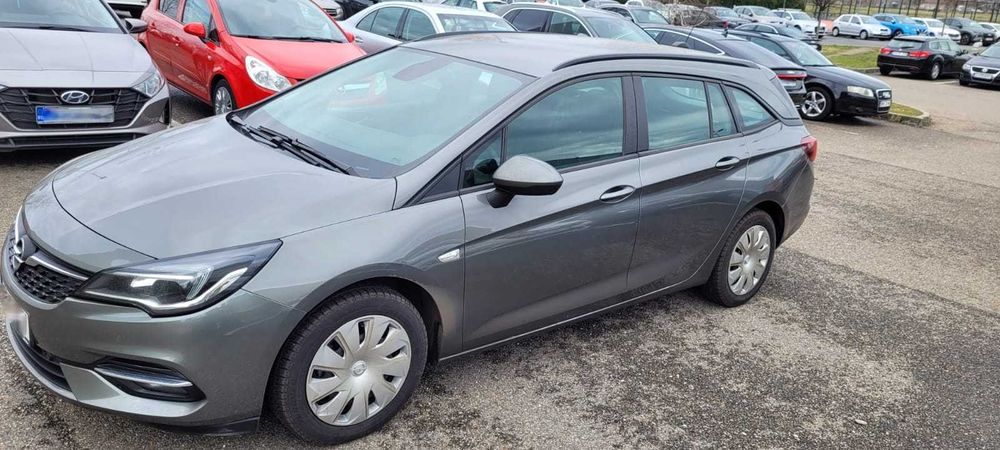 Opel Astra Sports Tourer 2020 culoare gri, AC Break, 1,2l, benzina