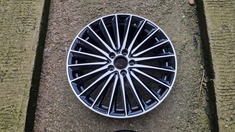Janta jante mercedes c class amg w206 r19