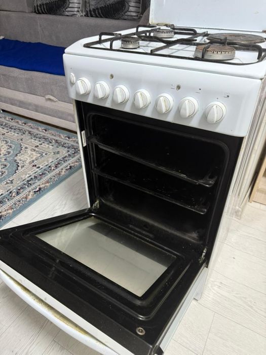 Продам Газ плиту INDESIT