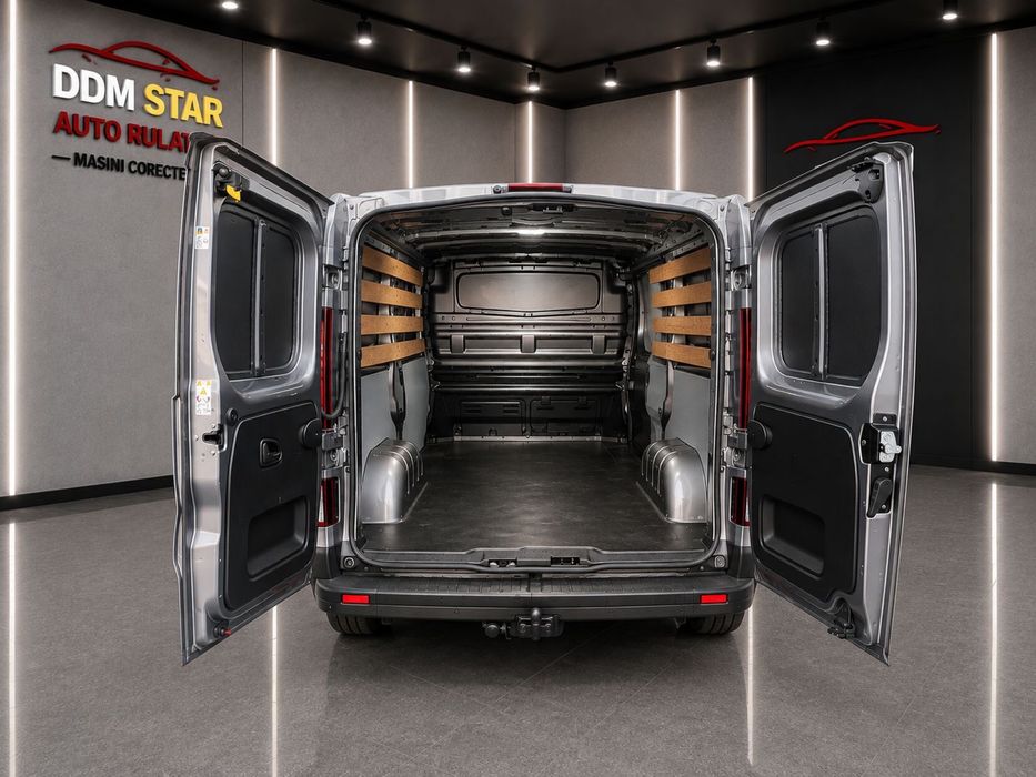 RENAULT Trafic 2018 — imagine 3