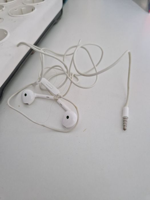 Căști audio perfect funcționale