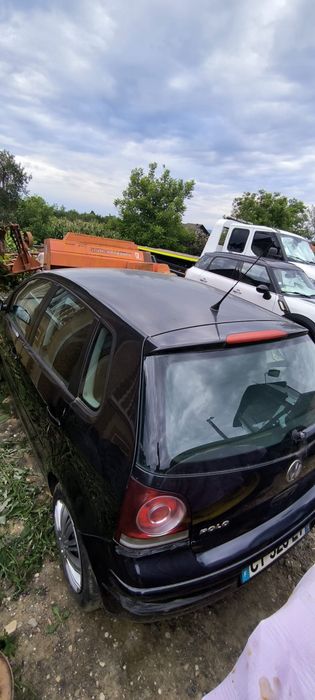 Vand Wolkswagen polo avariat usor