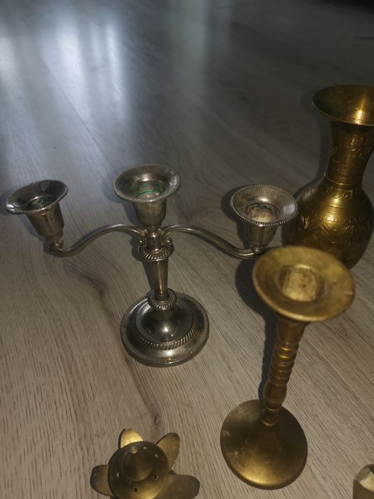 Месингови свещници и други