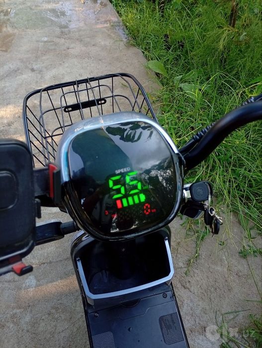 Elektro skuter sotiladi ! Srochno!