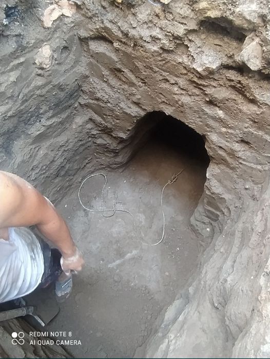 Urachi O‘rachi kanalzatsiya transheya santexnik yomg‘irni suviga yama.