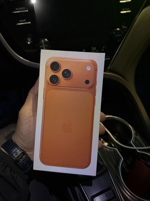 Iphone 17 pro max 256 gb orange