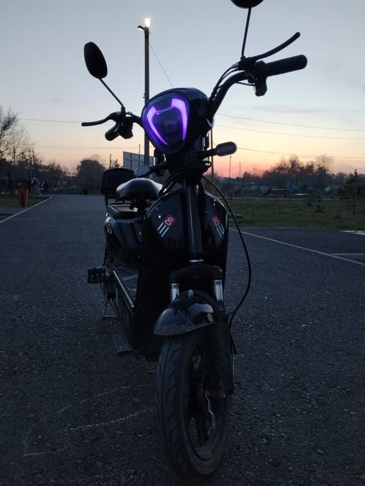 Электро скутер (электро велосипед)