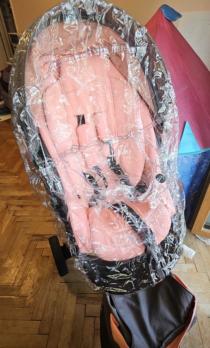 Детска количка Stokke XPLORY Koral 0-6м и кош 6м+ с допълнителни сетове и Столче за кола