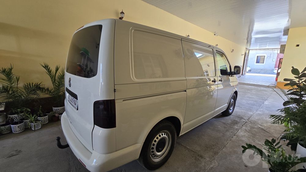 Refregerator Wolkswagen T5 sotiladi holati ideal
