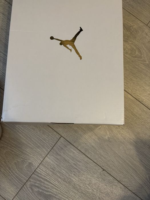 Jordan 1 mid marimea 38 originali