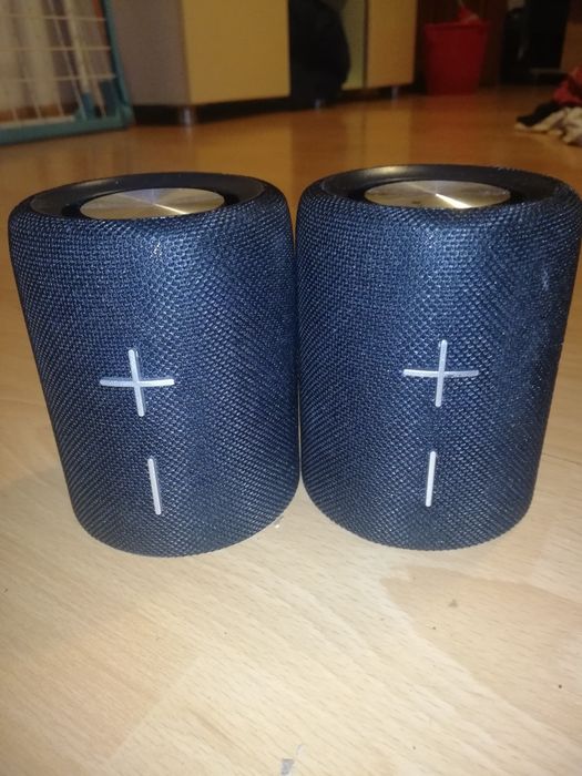 Vând boxe Bluetooth urgent