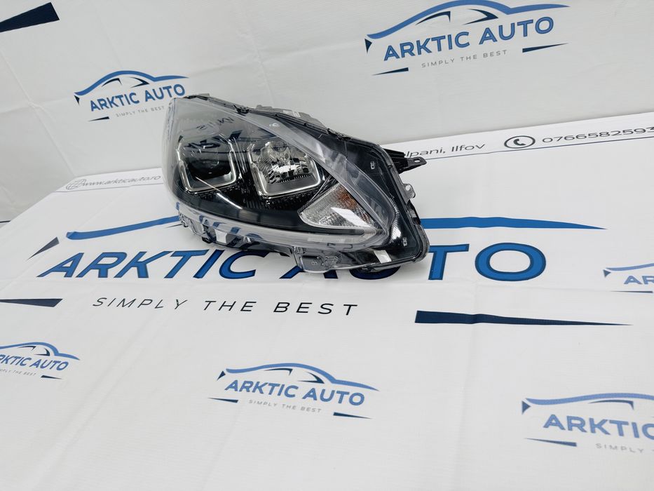 Far dreapta led Ford Kuga model dupa 2020 cod LV4B-13W029-AL