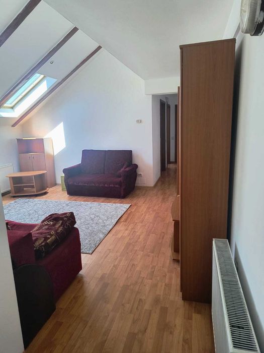 De inchirat apartament 3 camere zona Bucium