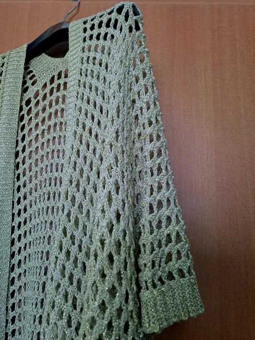 Златист кафтан плетиво