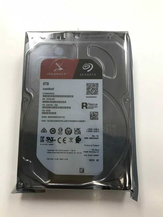 Hdd intern Seagate IronWolf ST8000VN002,8 TB-3,5",SATA 6 Gbps,sigilat