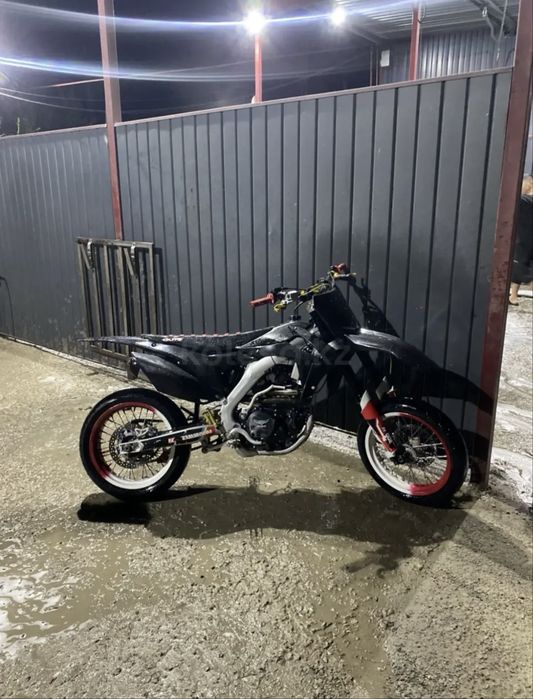 Zuumav CX300R 2024