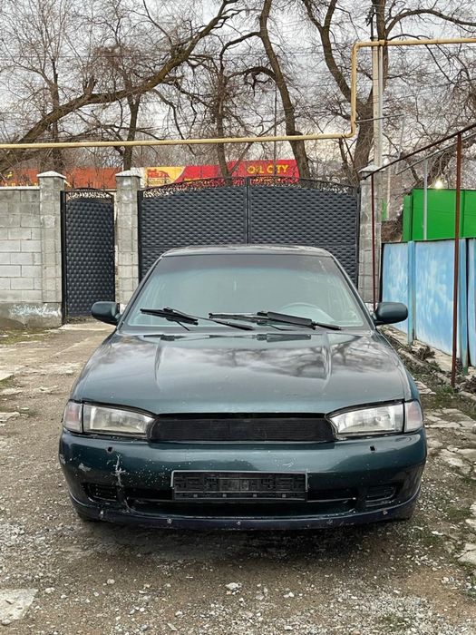 Субару сатылады 2.2 полный привод