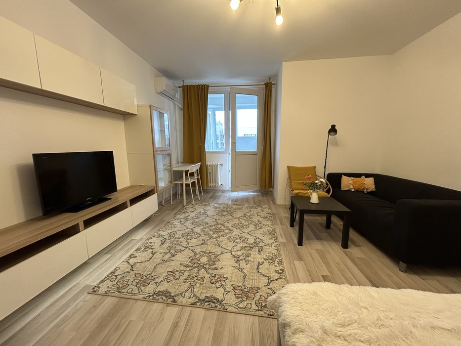 Garsonieră de închiriat.(Zona Titan)