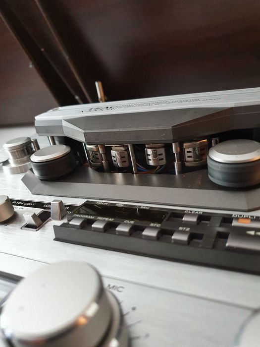 Magnetofon TEAC X-1000R, DBX, argintiu