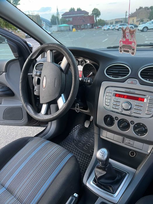 FORD Focus 2009 — imagine 4