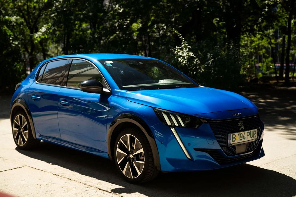 Peugeot 208 Peugeot e-208 electric, 2021, aprox. 33.000 km, unic proprietar