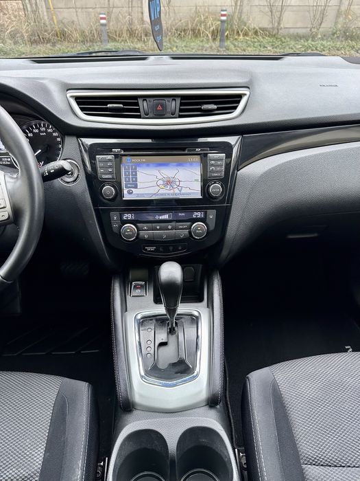 Nissan Qashqai 1.6 dCI Diesel 130 CP Cutie Automata Tekna Panorama