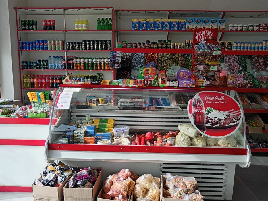 Do'kon uchun tayyor polkalar sotiladi