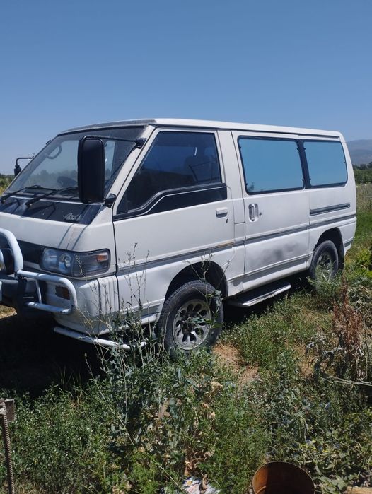 Продам делику на запчасти