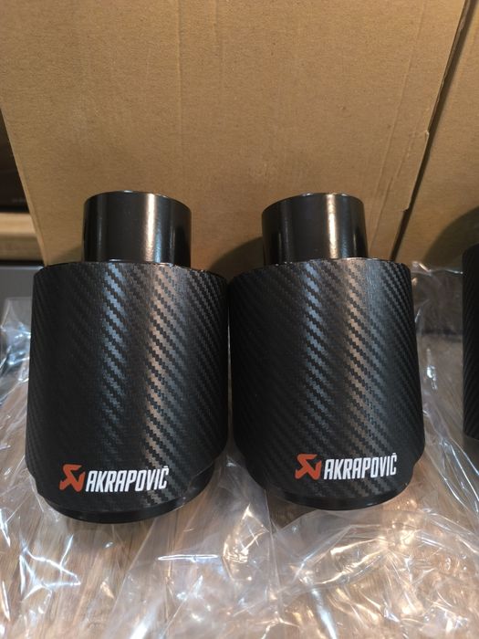 Единичен M Perfomance и Akrapovic Накрайник за Ауспух / 100мм и 90мм