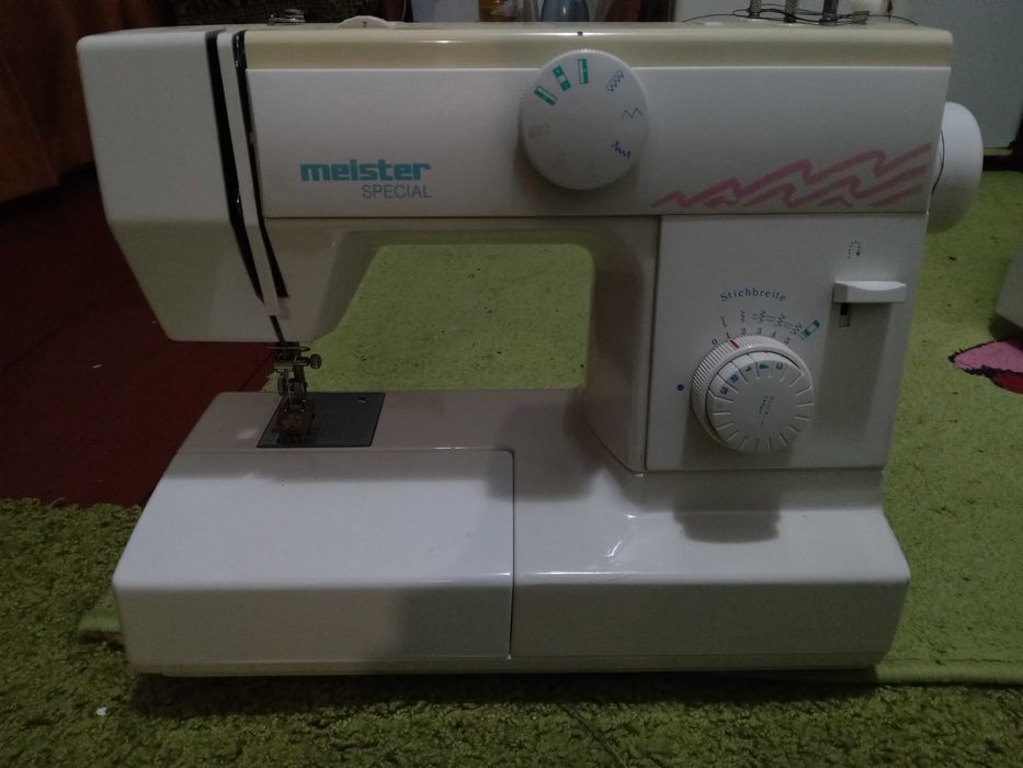 Mașină de cusut Meister 406