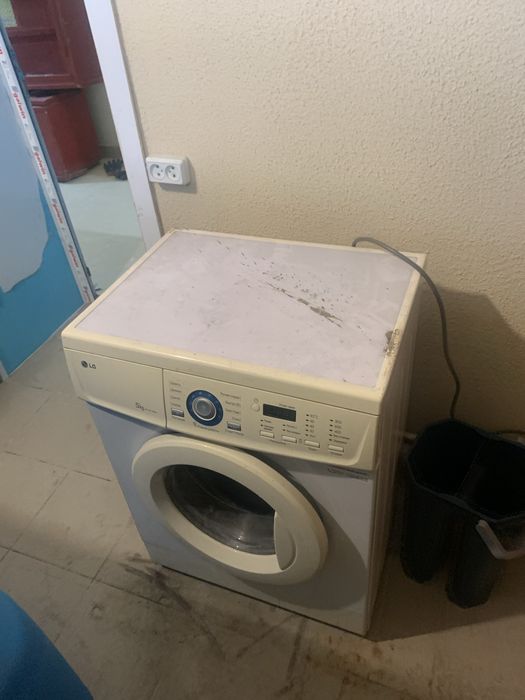 Продам стеральные машинки на запчасти