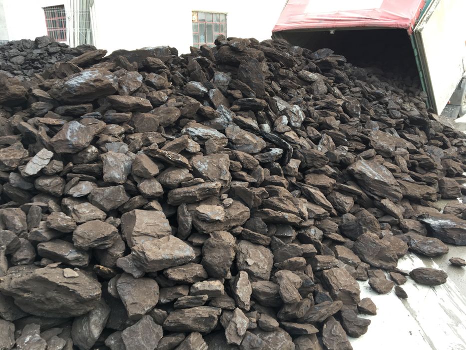 Carbuni lignit pentru centrale cu livrare la domiciliu