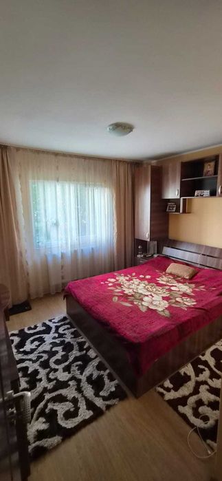 Vand apartament 3 camere Prundu Kaufland
