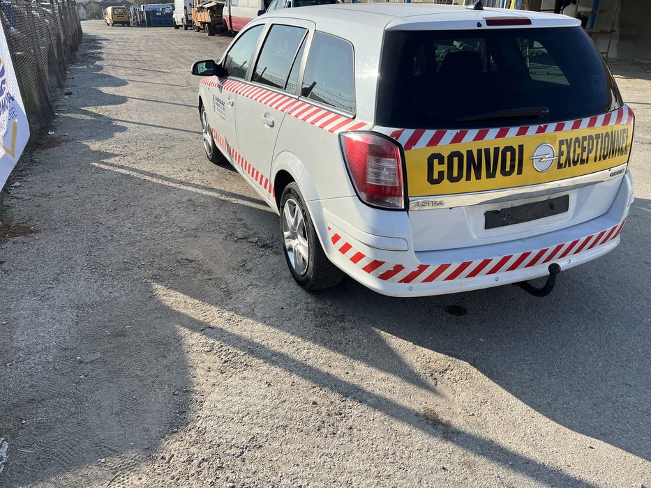 Опел Астра  Х / Opel Astra H комби 1.7 cdti