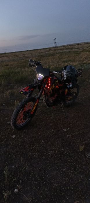 Эндуро 300кубов.