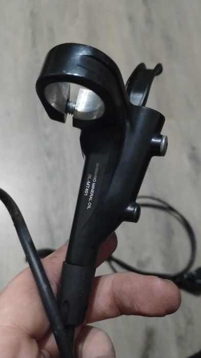 Vand Frane Shimano MT410 2 pistoane (Set)