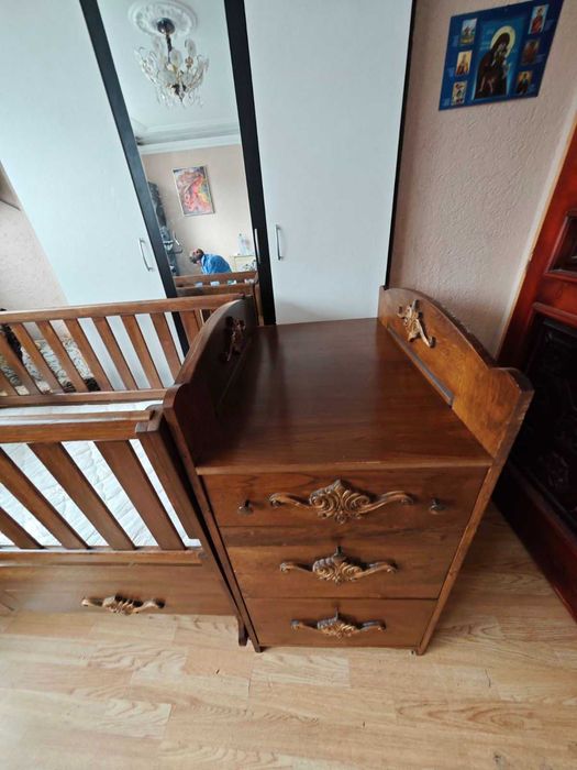 Детска кошара от Дърворезба