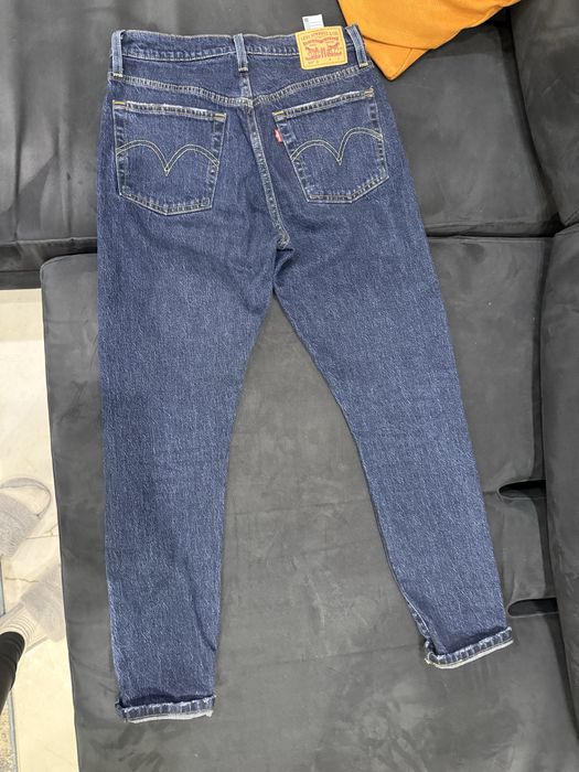 Тъмни дънки Levi’s