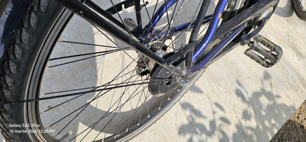 Bicicleta electrica pegasus roti 27.5 cu motor bafang si shimano nexus