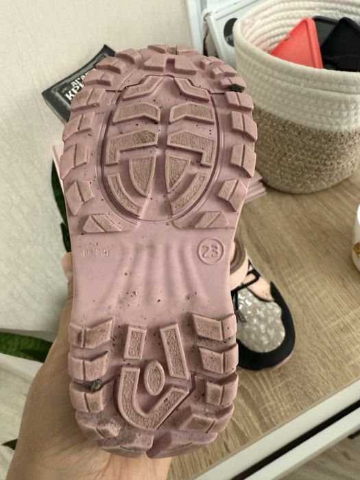 Ботинки детские 23 размер