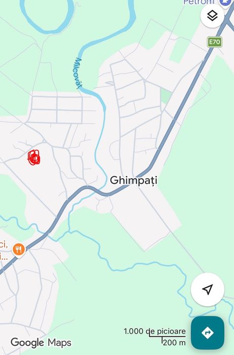 Teren intravilan in centru satului Ghimpati