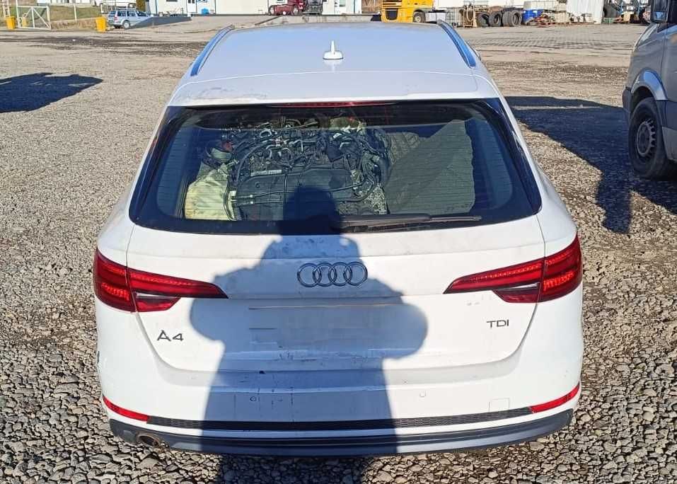 Dezmembrez Audi A4 B9 S Line 2.0TDI S Tronic Automat 2016