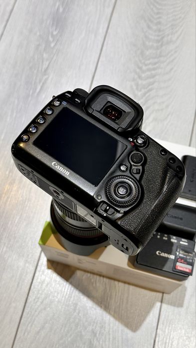 Canon 5D makr4 ef 24-105 f4 2ver