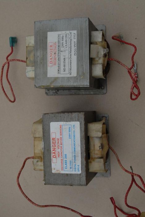 Transformator cuptor microunde