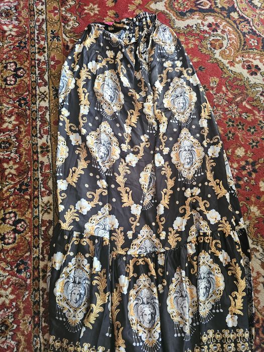 Rochie model versace cu spatele gol