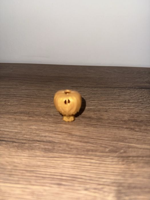 Золотая фигурка Гарри Поттера